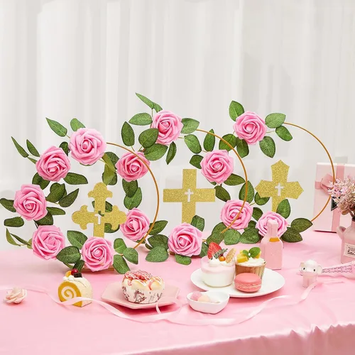 Vista 3 de Wesiti 48 piezas Centro de mesa para bautizo, decoración de mesa para primera comunión, 12 cruces de madera, 12 aros florales con soporte, 24 rosas