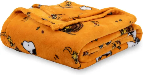 Vista 25 de Berkshire Peanuts® VelvetLoft® - Manta de felpa de Snoopy con bonito personaje, acogedora manta Fairisle Crimson Neutral, manta de 55 x 70 pulgadas