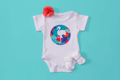Vista 3 de Cricut Baby Bodysuit Blank, DIY Custom Baby Onesie