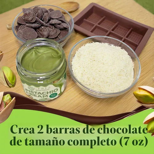 Vista 3 de Kit de DIY para Barra de Chocolate de Dubái – Incluye molde, 12.3 oz de obleas para derretir, 3.5 oz de kataifi, 7 oz de crema de pistacho – Kit