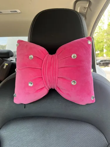 Vista 4 de Almohada para reposacabezas con lazo de diamante grande, color rosa, accesorio para el cuello, 1 unidad