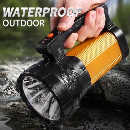 Vista 4 de Linterna recargable de 1200 lm, linterna de mano impermeable IP67 con 3400 mAh, 30 horas de funcionamiento, salida USB, foco LED con correa