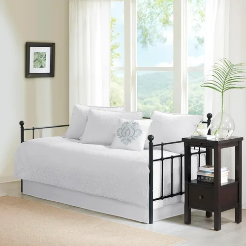 Vista 11 de Madison Park Coastal Damask - Juego de funda acolchada para sofá cama, 6 piezas, 39 x 75 pulgadas