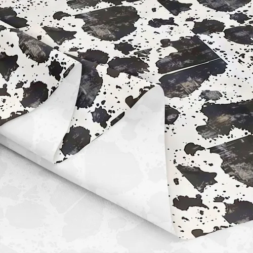 Vista 3 de Feelyou Tela con estampado de vaca de The Yard Soft 1 yarda Negro Blanco