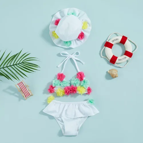 Vista 2 de Yccutest Traje de baño de flores para bebé, 3 piezas, parte superior triangular, parte inferior con volantes, sombrero para el sol, conjunto