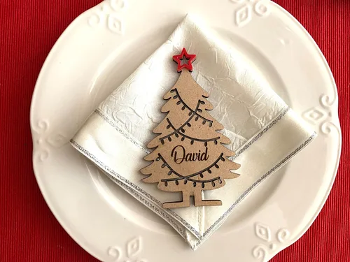 Vista 2 de Árboles 3D personalizados con nombre grabado personalizado, árbol de Navidad de madera independiente, adorno de nombre de Navidad 2025, árboles