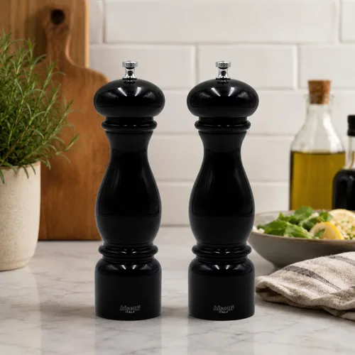 Vista 3 de Bisetti Molino de pimienta de madera de haya Firenze de 8,6 pulgadas con molinillo de acero de carbono ajustable, acabado lacado negro