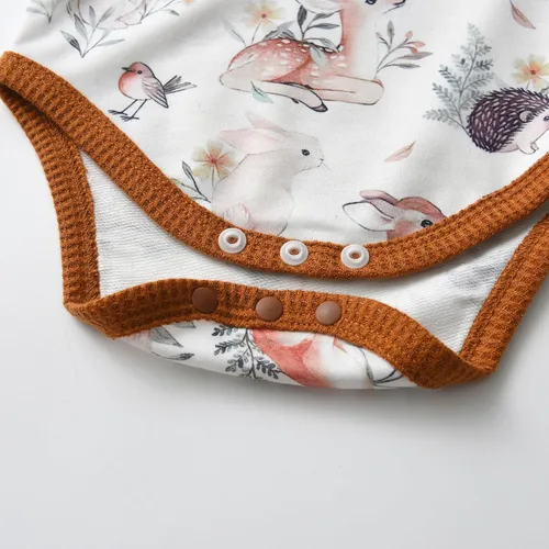 Vista 5 de Siracend Conjunto de 3 piezas de ropa de bebé recién nacido con estampado de manga larga + pantalones + sombrero