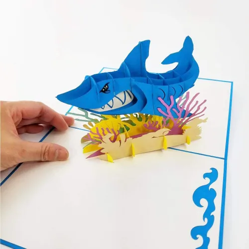 Vista 5 de Tarjeta desplegable de tiburón blanco, tarjeta de felicitación emergente 3D – Tarjeta desplegable de cumpleaños en el océano, felicitaciones