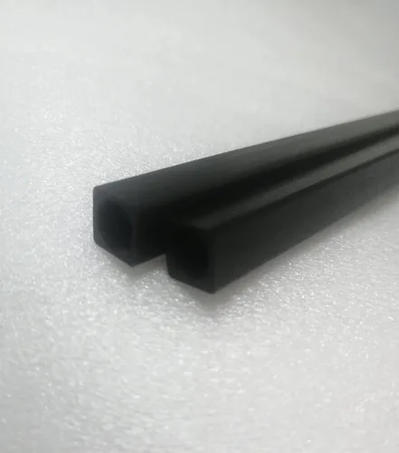 Vista 3 de Tubos cuadrados de fibra de carbono 4x4x3x330mm interior redondo (diámetro 0.118 in), varillas de fibra de carbono pultrusionadas 4pcs