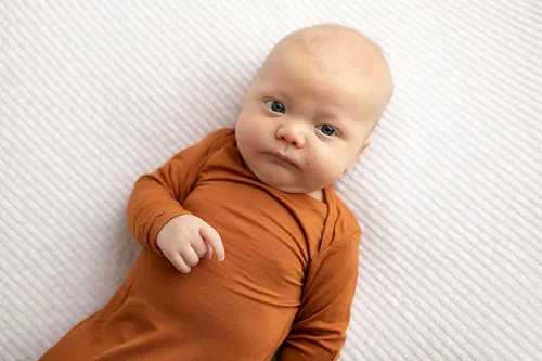 Vista 150 de Three Little Tots Vestido de corbata anudada para bebé recién nacido - Bebé