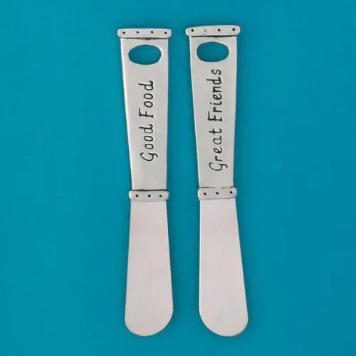 Vista 2 de Basic Spirit Cuchillo esparcidor de mantequilla - Great Friends - Gadgets de cocina de queso suave, regalo decorativo para el hogar