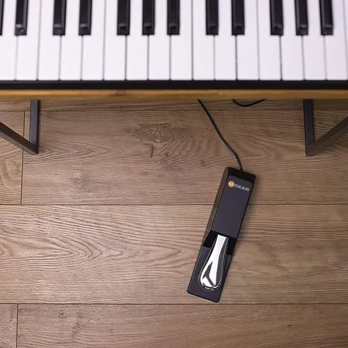 Vista 7 de On-Stage MS7701B - Soporte de micrófono trípode y M-Audio SP-2 - Pedal de sostenimiento universal con acción estilo piano para teclados MIDI, pianos