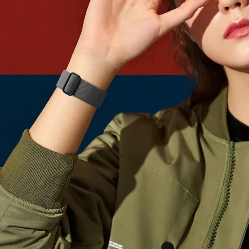 Vista 4 de DaQin Paquete de 3 bandas elásticas Solo Loop compatibles con Apple Watch para hombres de 49 mm, 46 mm, 45 mm, 44 mm, 42 mm, correa elástica