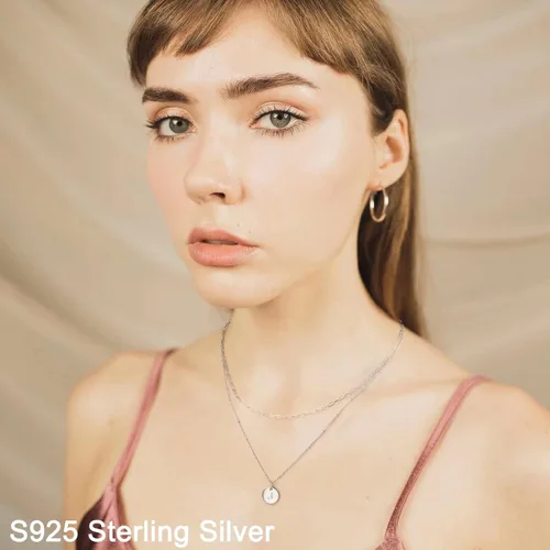 Vista 6 de Collares de plata de ley S925 con iniciales en capas para mujer, chapado en oro blanco de 18 quilates, collar de cadena de clip de plata de ley