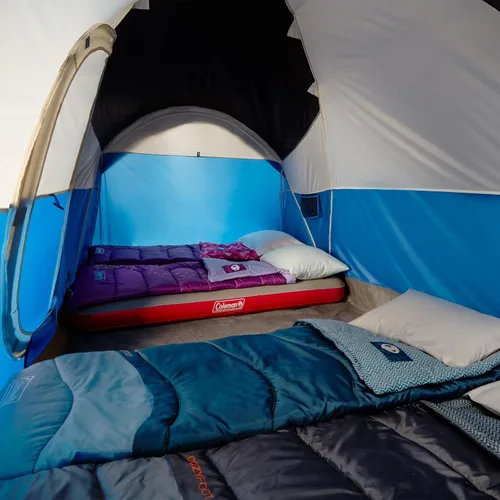 Vista 4 de Coleman Montana Camping Tent with Rainfly, Weatherproof Family Tent Sets Up in 15 Mins, Fits Multiple Airbeds
