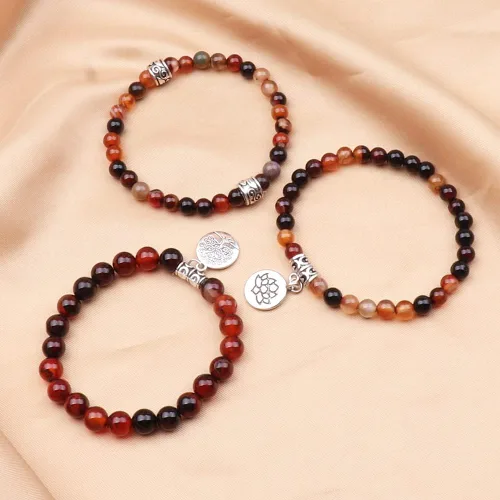 Vista 3 de UEUC 7 - Brazalete curativo de 7 chakras de hematita para mujer, juego de brazalete difusor con dije de flor de loto para yoga o reiki, brazalete