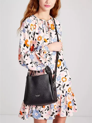Vista 5 de Kate Spade New York Bolso bandolera mediano de cuero con guijarros Knott