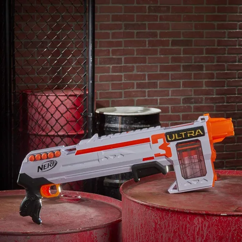 Vista 7 de Nerf Ultra Three Blaster, acción de bomba, clip interno de 8 dardos, 8 dardos Ultra, compatible solo con dardos Ultra