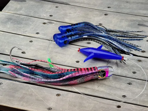 Vista 3 de Lobo Lures #200 Pelagic Magic Skipjack Hybrid Daisy Chain Marlin & Atún Trolling Señuelo Uretano Hecho en Estados Unidos