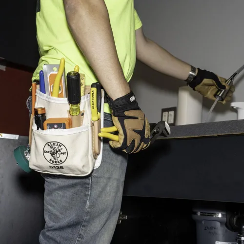 Vista 7 de Klein Tools 5125 - Bolsa de herramientas de lona y cuero con 5 bolsillos con cinta de cadena y conexión de cinturón de túnel