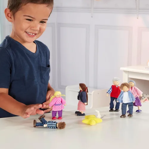 Vista 8 de Familia de 7 piezas de muñecas de madera Melissa & Doug para casa de muñecas (2-4 pulgadas cada una)