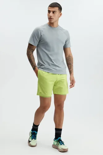 Vista 2 de Fabletics Pantalón corto The Fundamental para hombre, entrenamiento, correr, entrenamiento, gimnasio, yoga, ultraligero, atlético