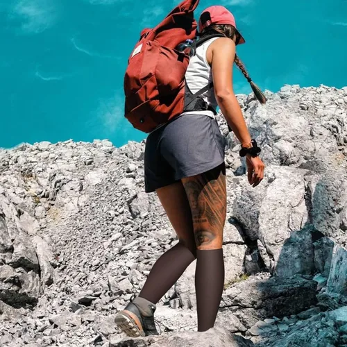 Vista 2 de Calcetines de compresión para mujeres y hombres (8 pares), calcetines ideales para correr, deportes, senderismo, viajes en vuelo, embarazo