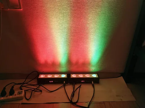 Vista 2 de Luz LED para escenario de lavado de pared, 4 piezas, X3W RGB 3 en 1 LED y casa de aluminio completo de 7 modos DMX512 para discoteca/fiesta/teatro
