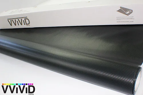 Vista 7 de Rollo de vinilo protector de autos de fibra de carbono VVIVID XPO negro con tecnología de liberación de aire