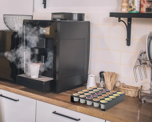 Vista 5 de MyLifeUNIT Organizador de tazas K para cajón montado en la pared, soporte de almacenamiento de cápsulas de café para estación de café, oficina