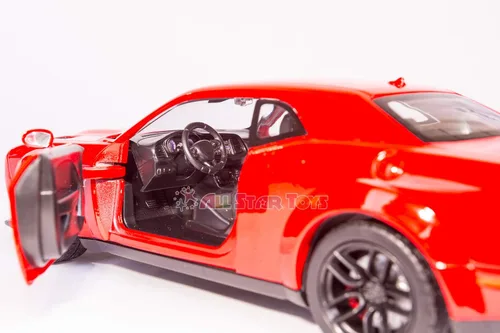 Vista 5 de Dodge Challenger SRT Hellcat Widebody Red 1/24 modelo fundido a presión 2018 por Motormax 79350