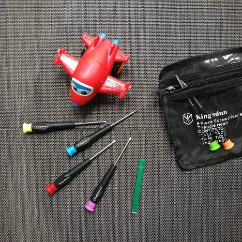 Vista 6 de Juego de destornilladores de cabeza triangular completa para juguetes electrónicos, 7 piezas de tornillos de seguridad triangulares Kit