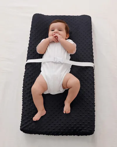 Vista 7 de Funda para cambiador, sábanas suaves para cambiador para bebé, niño y niña, funda para cambiador de pañales para almohadilla de 32"/34" x 16" Negro