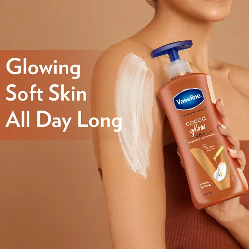 Vista 3 de Vaseline Intensive Care Cocoa Glow Loción Corporal, 13.5 fl oz Loción Hidratante