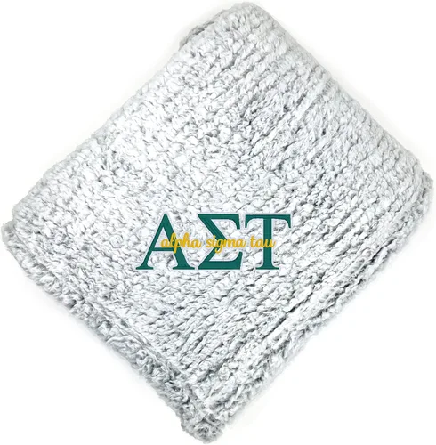 Vista 19 de Go Greek Chic Alpha Chi Omega - Manta de sherpa bordada (azul marino)