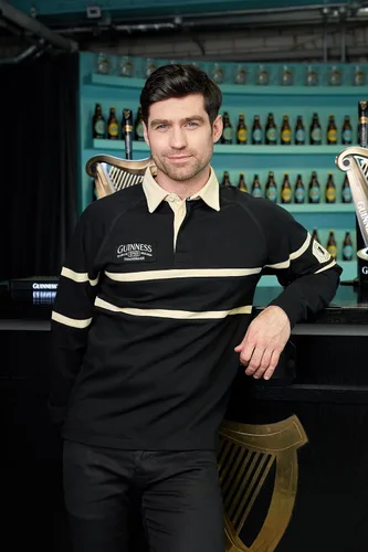 Vista 6 de Guinness Camiseta de rugby tradicional de manga larga negra y crema, producto oficial, camiseta negra, talla S a 4XL para hombre