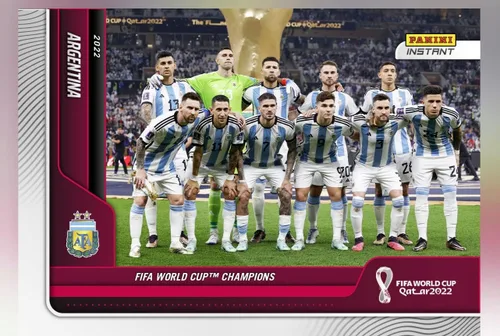 Vista 3 de Juego de campeones de la Copa Mundial Panini Instant 2022 Argentina – 12 cartas totales incluyendo Lionel Messi, Julian Alvarez RC, Angel Di Maria