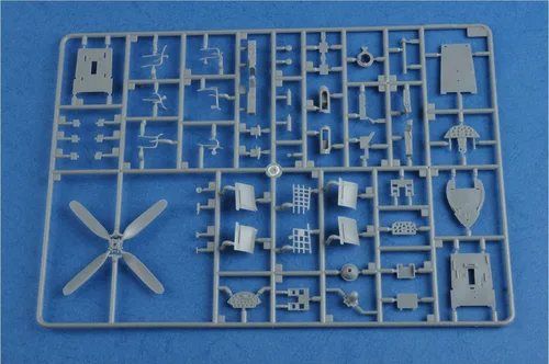 Vista 10 de Hobby Boss Kit de modelo de avión Corsair F4U-5, pequeño