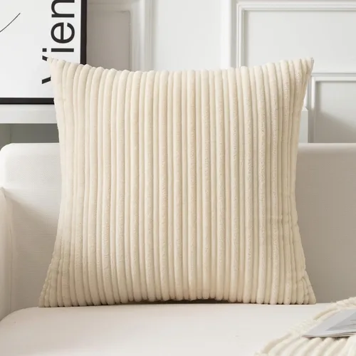 Vista 117 de UGASA - Fundas de almohada decorativas de terciopelo suave y sólidas de Navidad para sala de estar/sofá, 16 x 16 pulgadas, 2 unidades, color burdeos