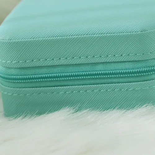 Vista 4 de Pequeño joyero de viaje portátil, organizador de joyas de viaje, soporte portátil de almacenamiento de joyas para anillos, aretes, collares, regalos