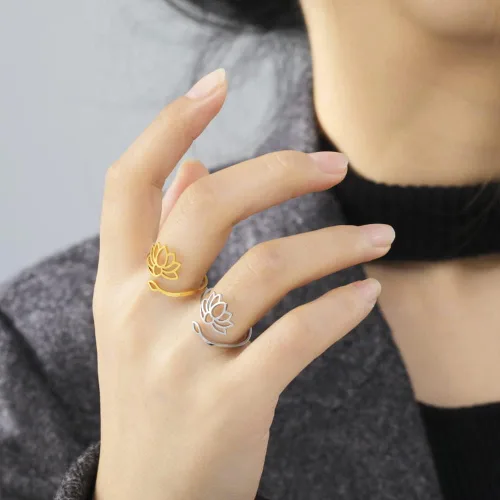 Vista 7 de kkjoy Anillo de yoga de flor de loto de acero inoxidable con diseño de loto ajustable, anillo de dedo abierto, regalo inspirador para mujeres