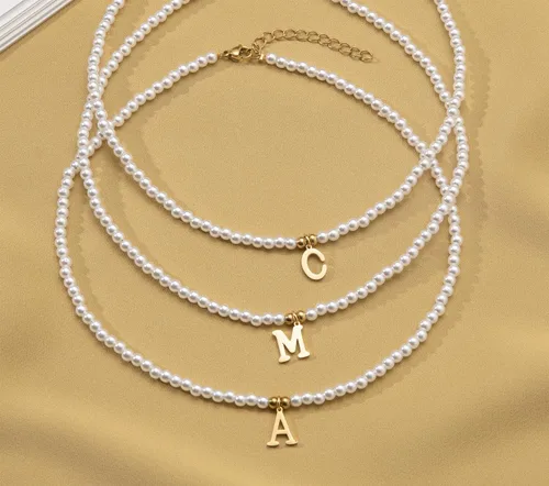 Vista 4 de Pearl Initial Gifts Necklace for Girls Gold Pendant With Extension Chain Meaningful Jewelry Gifts for Women