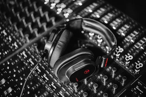 Vista 10 de Austrian Audio - Hi-X60 Auriculares profesionales cerrados sobre la oreja