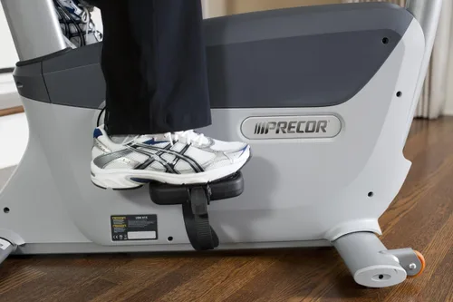 Vista 6 de Precor Bicicleta estática vertical UBK 835 Commercial Series