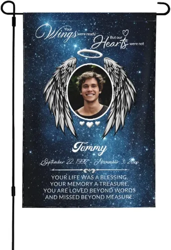 Vista 13 de Bandera de memoria personalizada con nombre de foto, fecha, letrero funerario personalizado, bandera conmemorativa personalizable para jardín