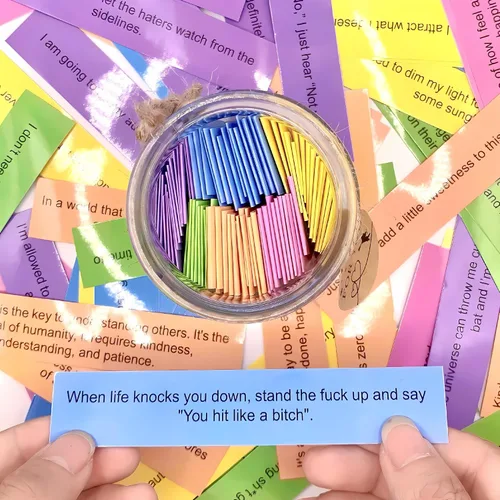 Vista 5 de Tarro de Afirmaciones Bádasis, Regalo Inspirador, Afirmaciones Diarias para Mujeres, Regalos Bádasis, Tarjetas de Afirmación Divertidas, Regalos