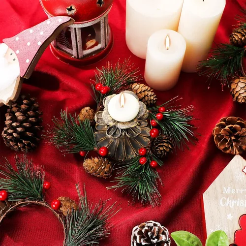 Vista 2 de 6 Piezas de Anillo de Vela de Navidad Portavelas de Navidad Artificial con Bayas, Conos de Pino, Coronas Pequeñas para Decoración Festiva de Boda