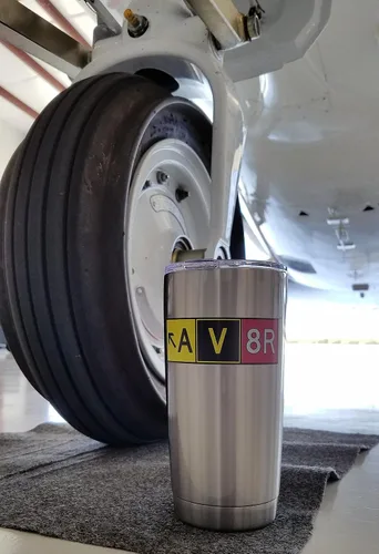 Vista 6 de Pilot Expressions AV8R Taxiway Sign - Vaso aislado de acero inoxidable