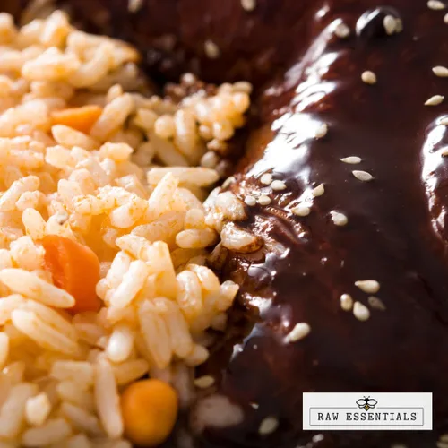 Vista 4 de Raw Essentials Condimento mexicano para topos, salado y dulce, utilizado en arroz, guisos, salsas y adobos, botella de 9 onzas